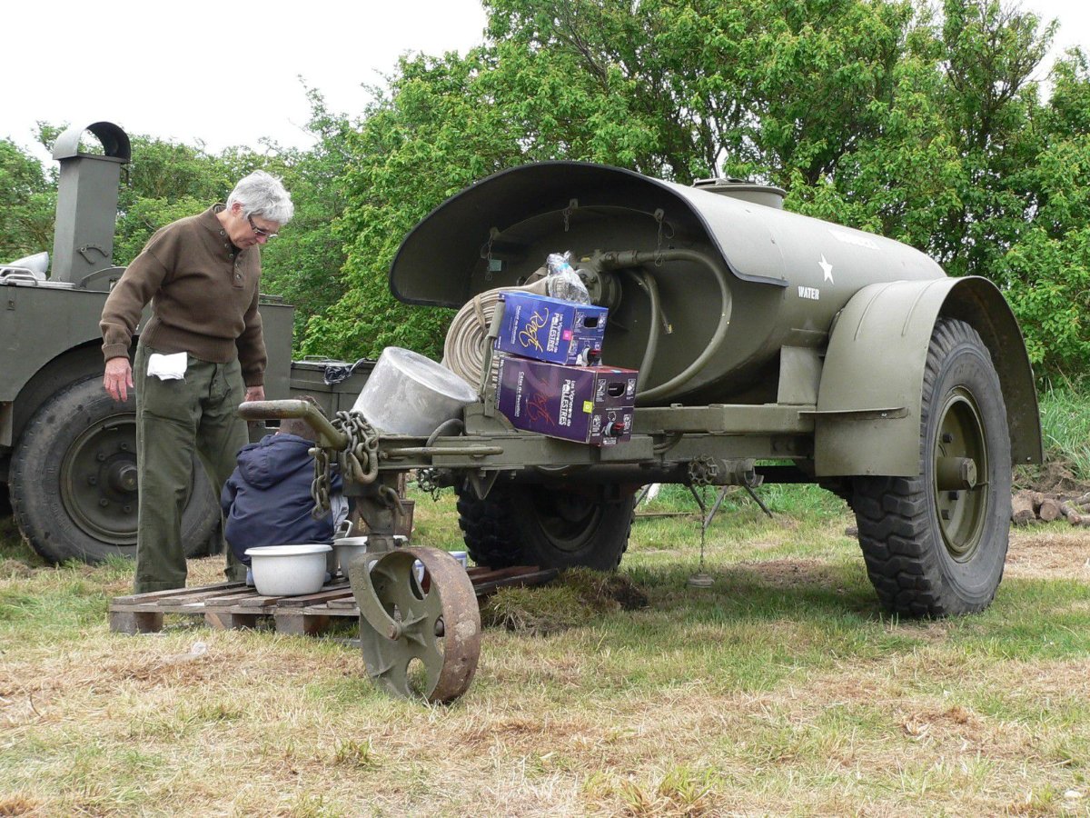 camp-US-1944-citerne.jpg