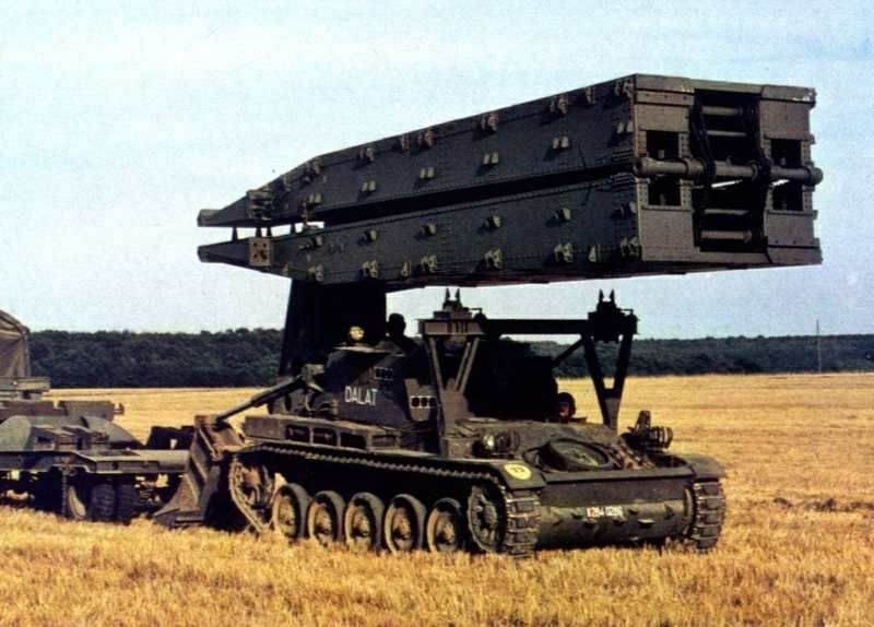 amx13 porte pont 09.jpg