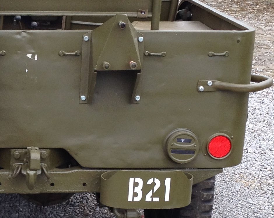 mb-gpw-rear-side5.jpg