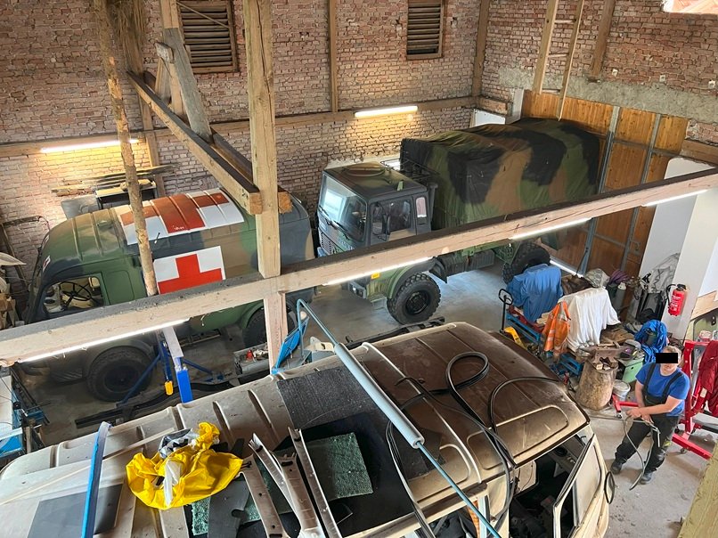 Mezzanine 02.jpg