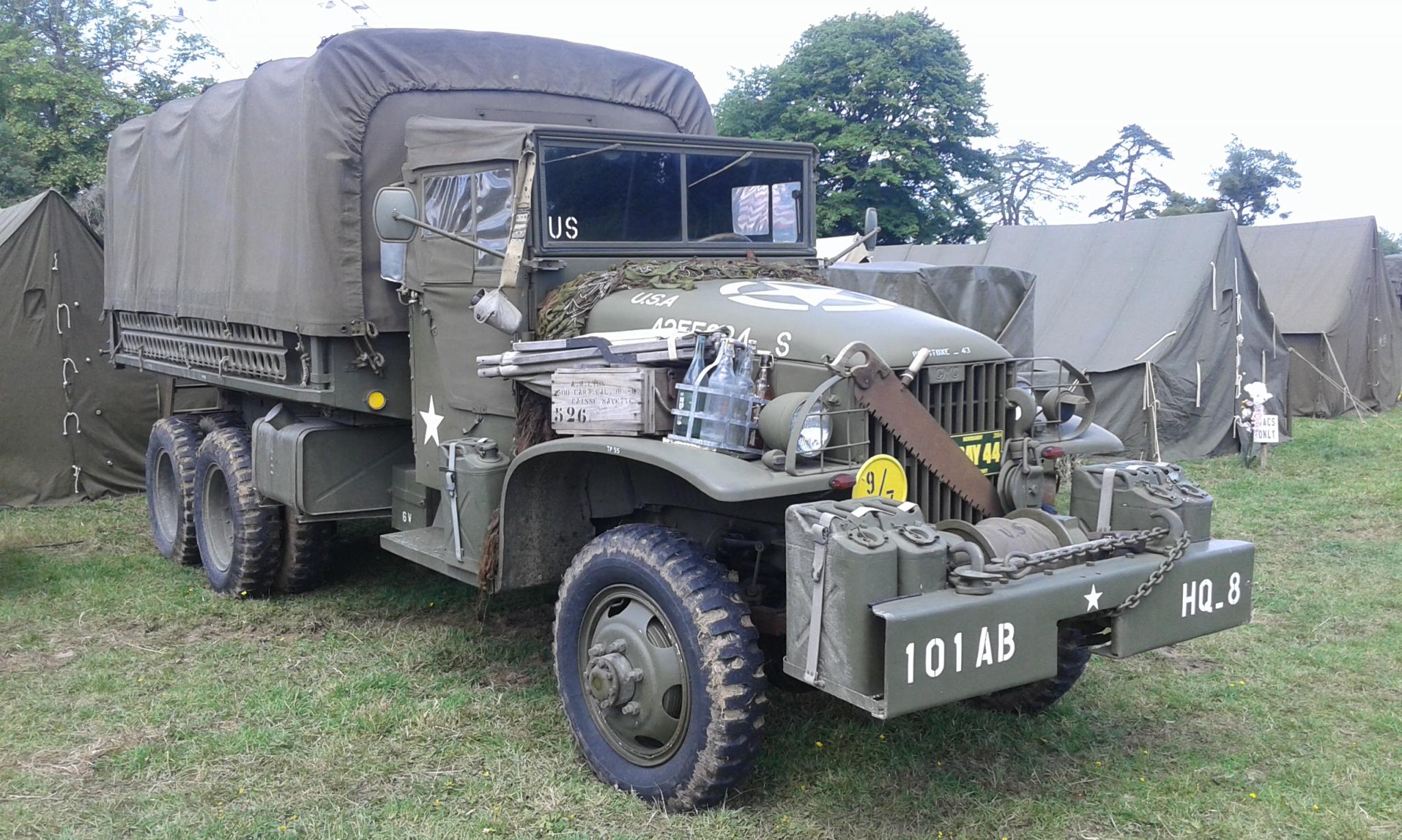 jeep 320.jpg