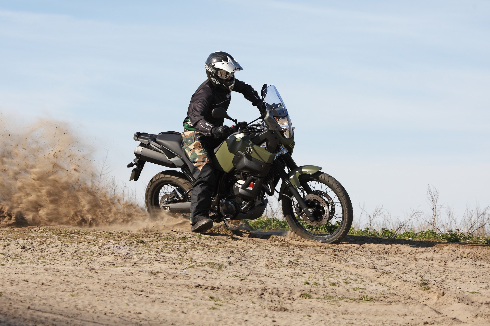 2015_xt660z_armee_011.jpg